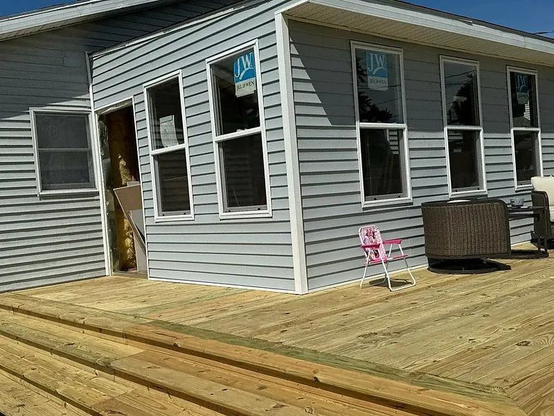 Side view of the new addition and deck